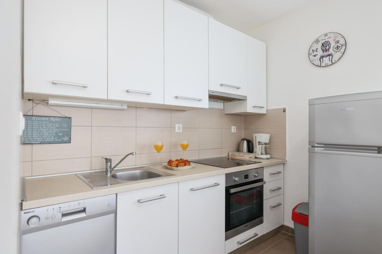 Cozy Niko Apartment - Private Parking And Balcony Zadar Ngoại thất bức ảnh