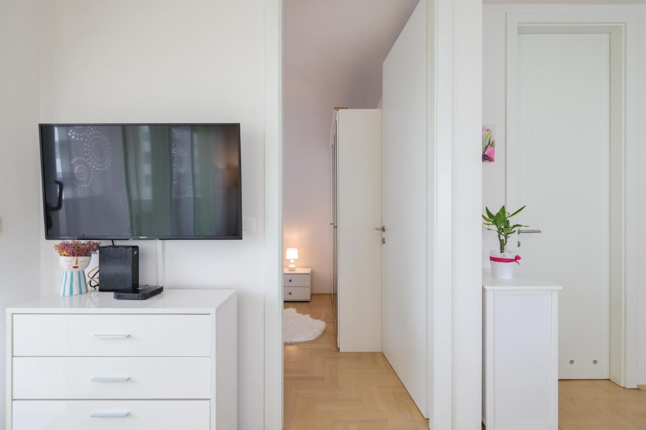 Cozy Niko Apartment - Private Parking And Balcony Zadar Ngoại thất bức ảnh