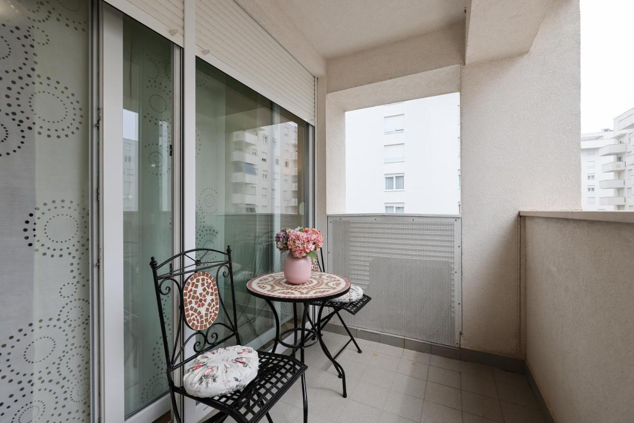 Cozy Niko Apartment - Private Parking And Balcony Zadar Ngoại thất bức ảnh